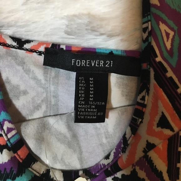 Forever 21 Aztec Crop Top - Picture 3 of 6